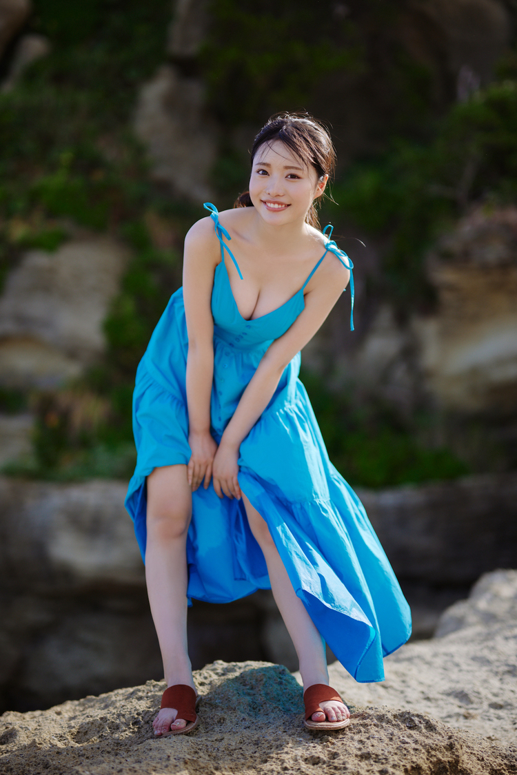 高鶴桃羽『週刊プレイボーイ』より