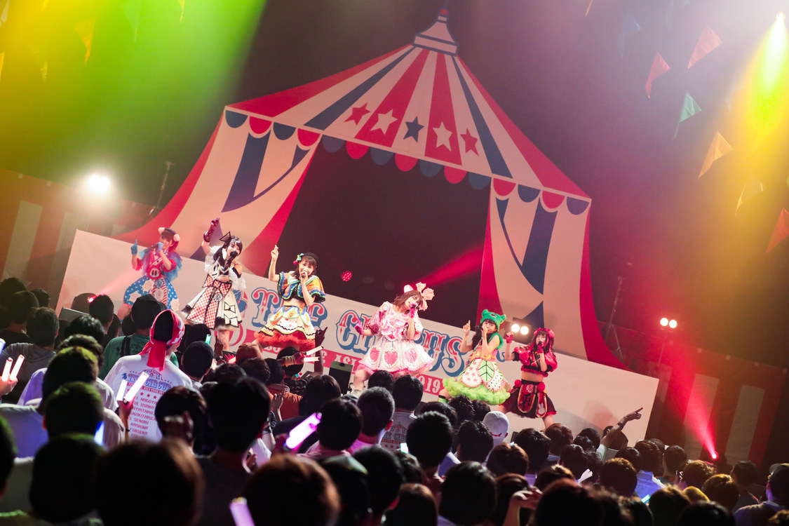 FES☆TIVEアジアツアー＜THE CIRCUS／ザ・サーカス＞ファイナル＆6周年記念公演より
