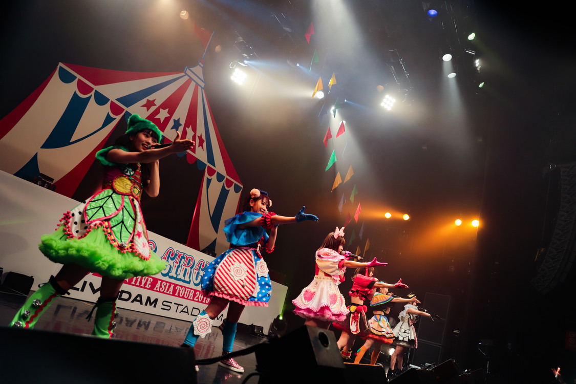 FES☆TIVEアジアツアー＜THE CIRCUS／ザ・サーカス＞ファイナル＆6周年記念公演より