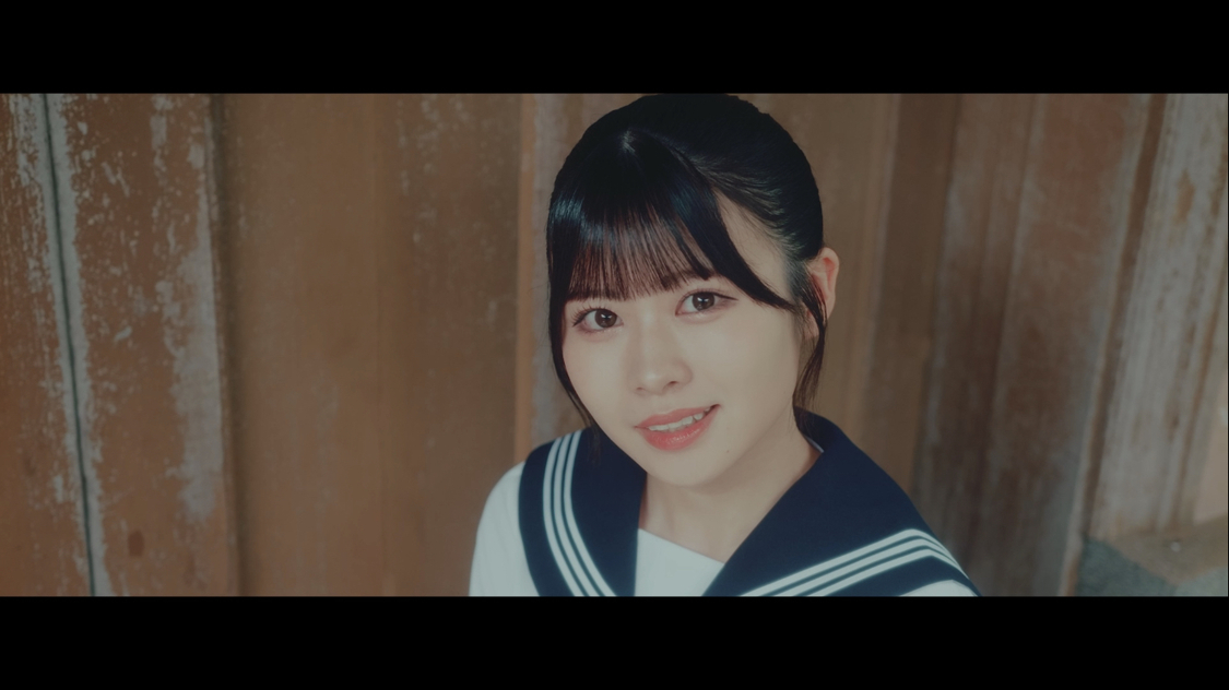 「あした天気にならないで」MVより　(C) 2023 PONY CANYON INC.