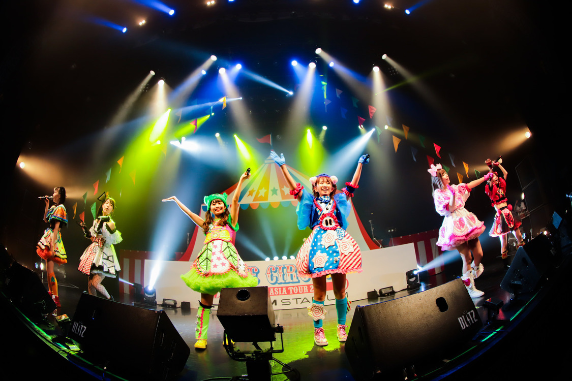 FES☆TIVEアジアツアー＜THE CIRCUS／ザ・サーカス＞ファイナル＆6周年記念公演より