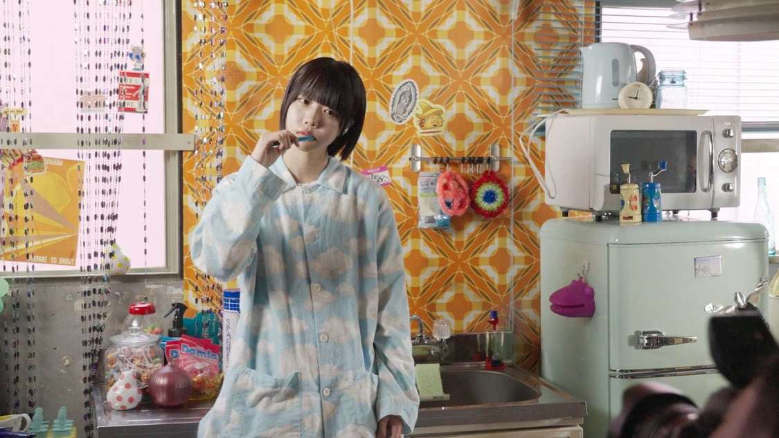 あのAVIOT『TE-Q3』メイキングカット