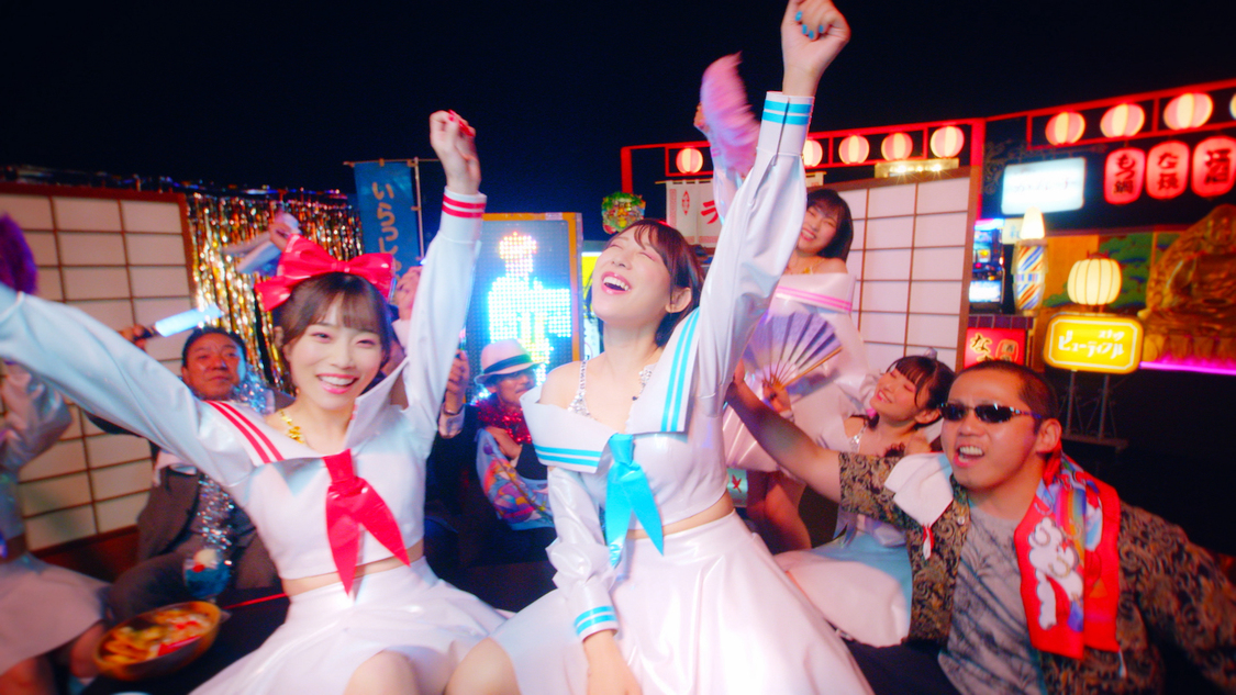 #ババババンビ「ゲイシャフジヤマ」MVより