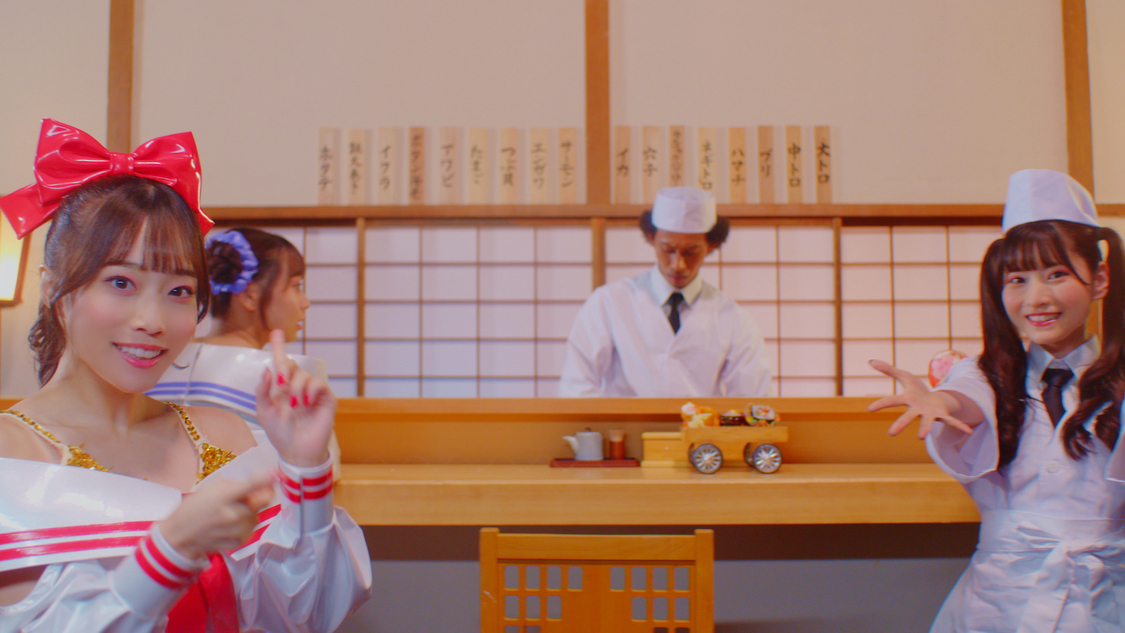 #ババババンビ「ゲイシャフジヤマ」MVより