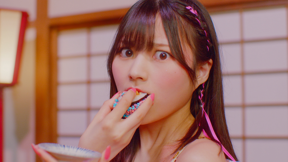 #ババババンビ「ゲイシャフジヤマ」MVより