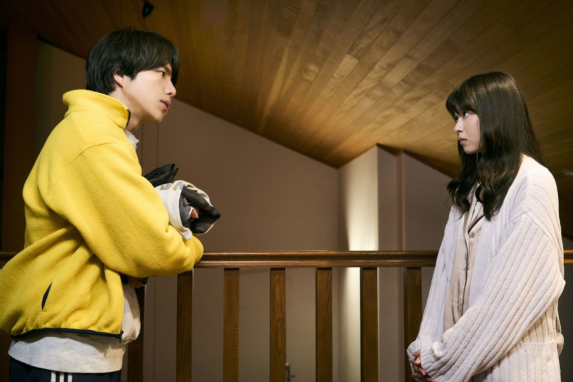 ©2024映画『ある閉ざされた雪の山荘で』製作委員会  ©東野圭吾／講談社