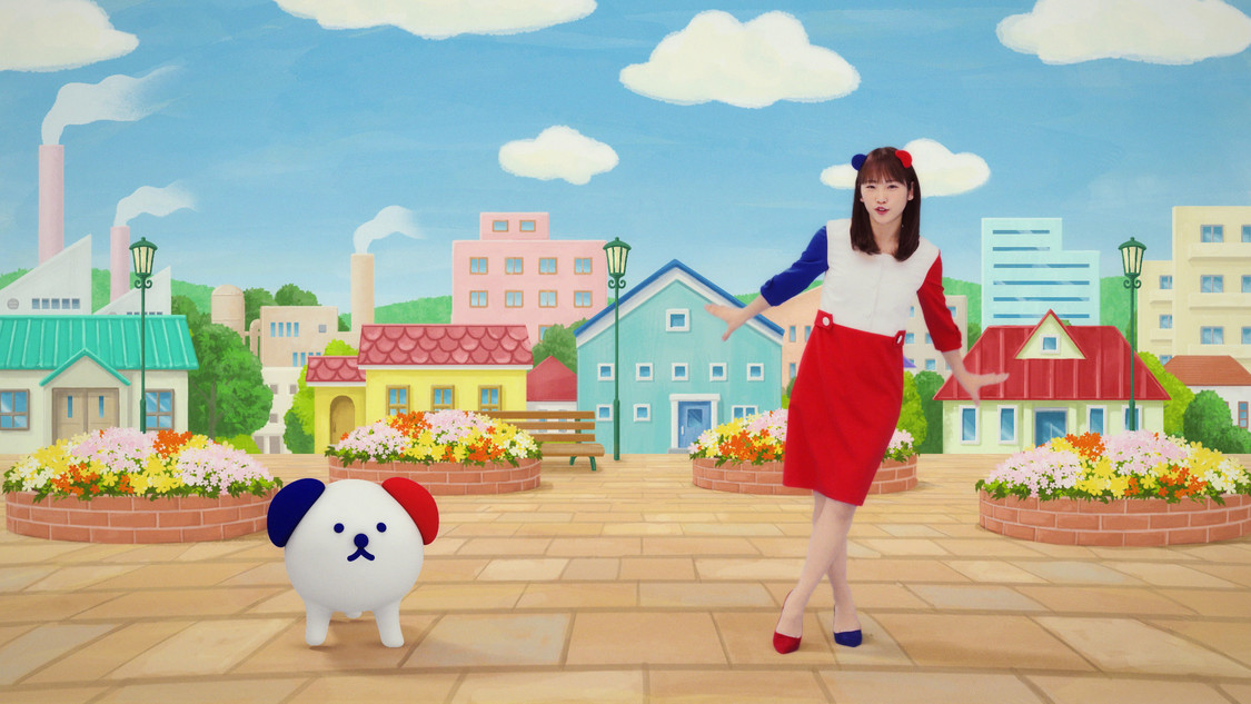 川栄李奈『ホットスタッフ』の新TVCM「ホットスタッフで探そ篇」より