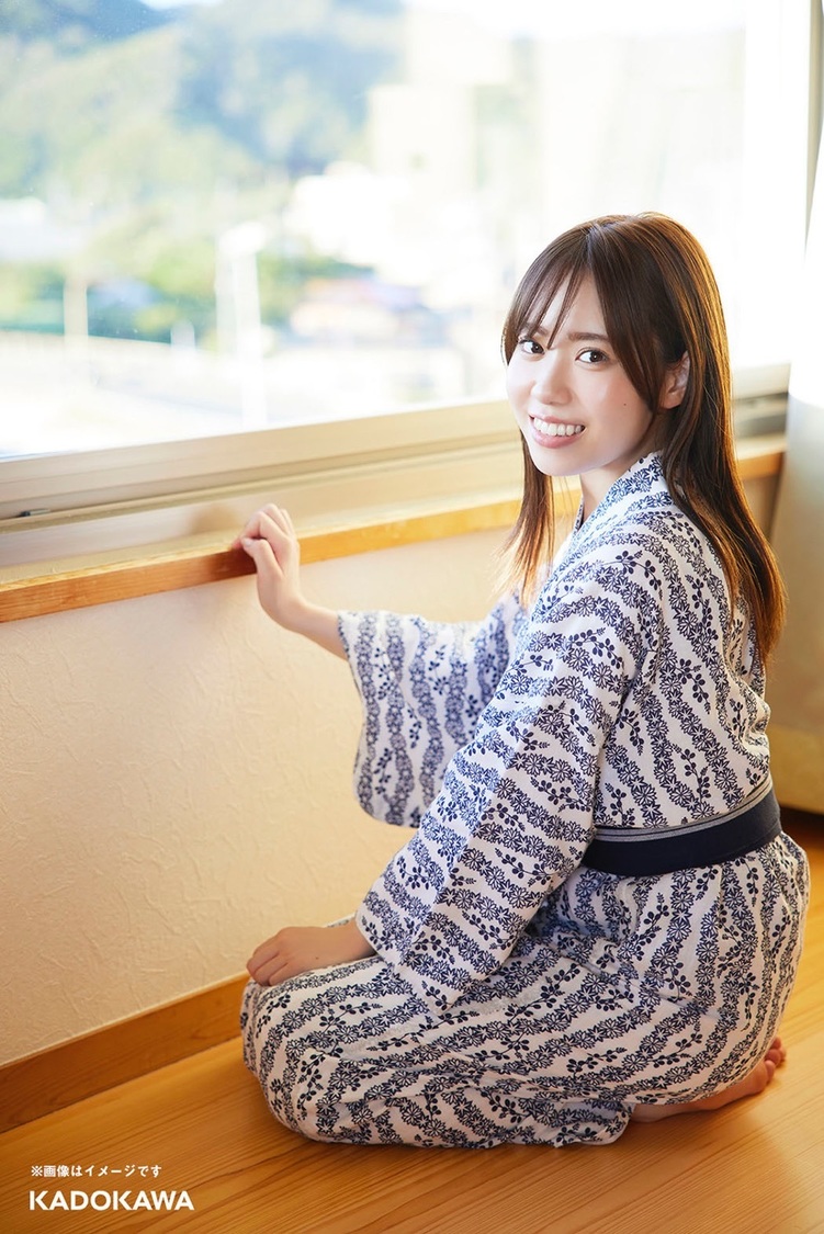 伊達さゆり カレンダー 2024.04-2025.03（卓上ver.）先行カット（撮影：佐野円香）