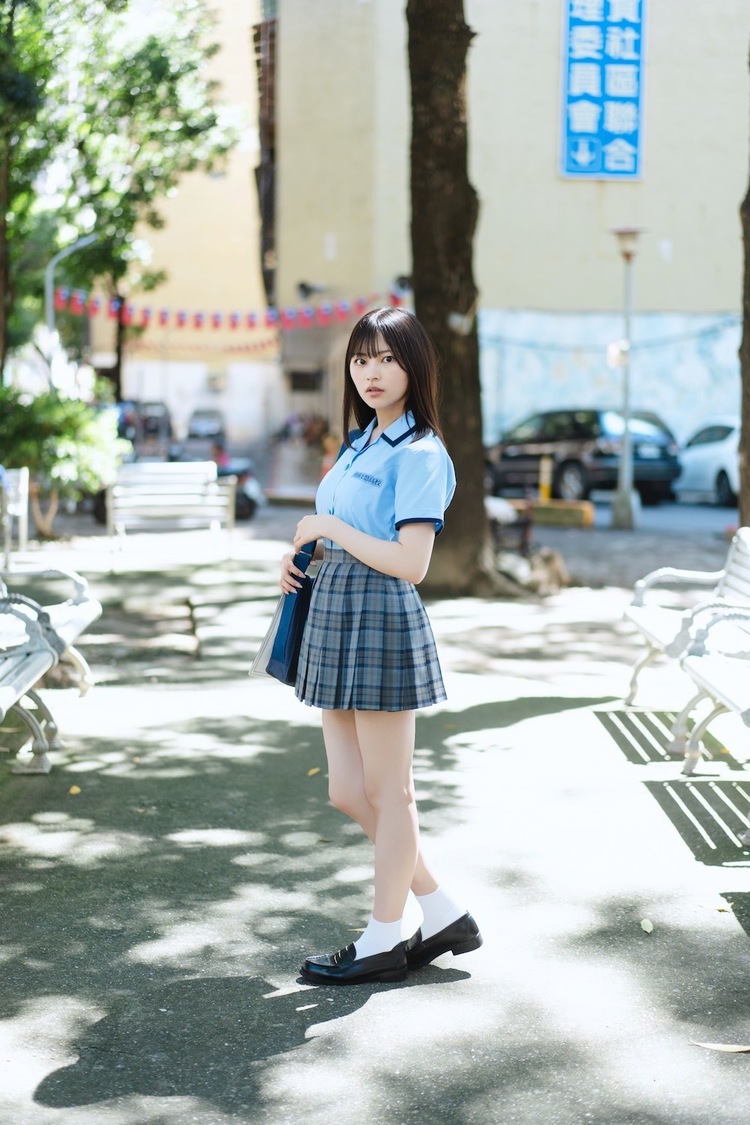 宇咲（#ババババンビ）『週刊ヤングジャンプ』アザーカット（撮影：©️HIROKAZU／集英社）