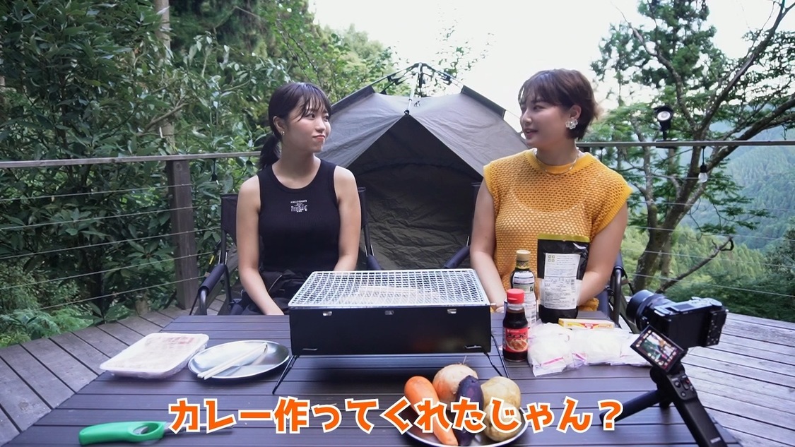 「大原優乃ちゃんと2人で懐かしのゆるキャン△飯を作ったよ🏕️煮込みカレーと肉まんサンド🥰【コラボ】」より