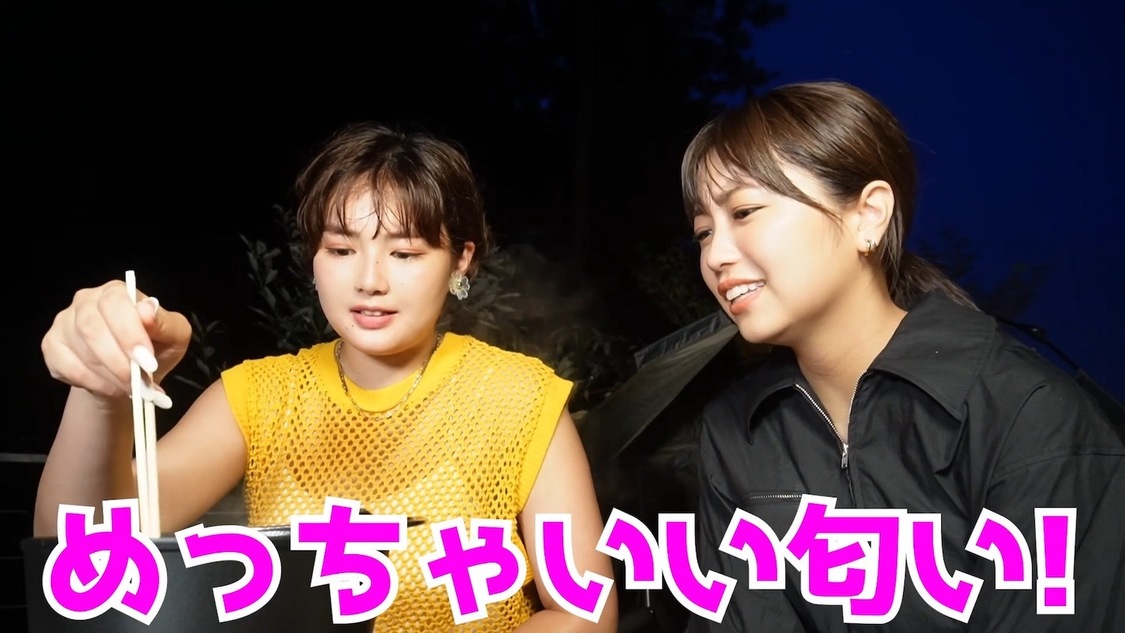 「大原優乃ちゃんと2人で懐かしのゆるキャン△飯を作ったよ🏕️煮込みカレーと肉まんサンド🥰【コラボ】」より
