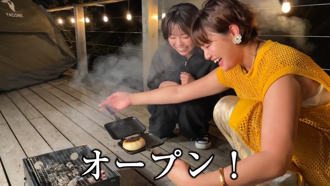 「大原優乃ちゃんと2人で懐かしのゆるキャン△飯を作ったよ🏕️煮込みカレーと肉まんサンド🥰【コラボ】」より