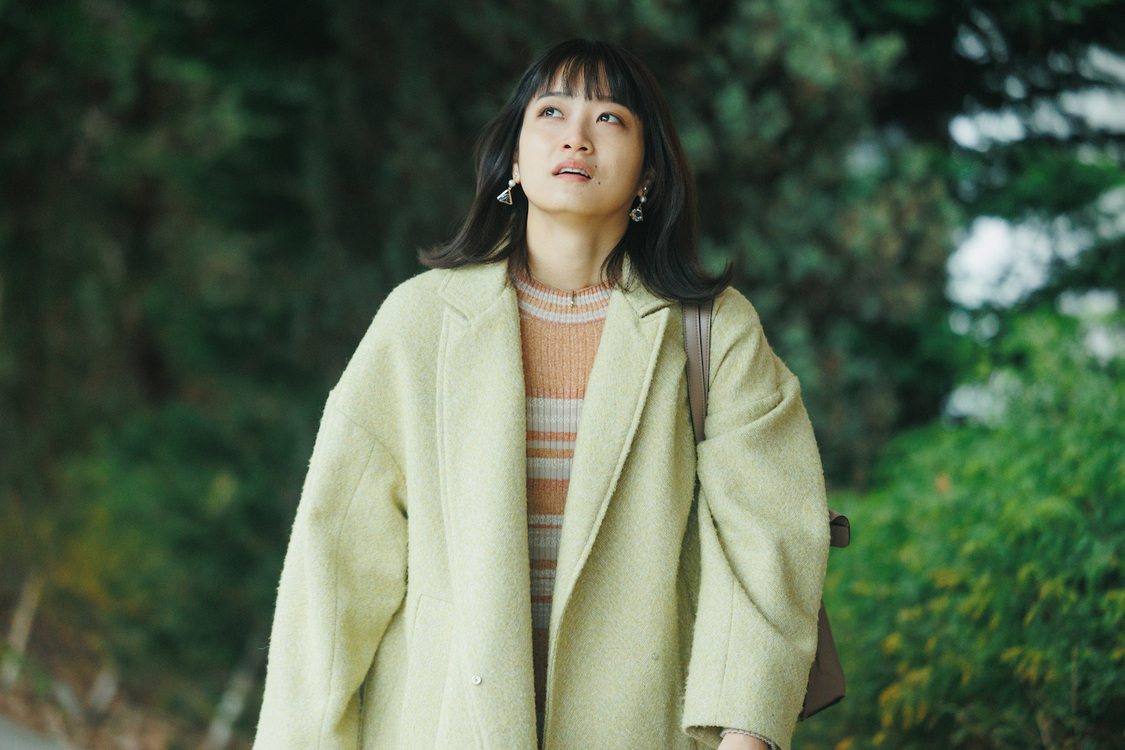 Ⓒ2023「人生に詰んだ元アイドルは、赤の他人のおっさんと住む選択をした」製作委員会