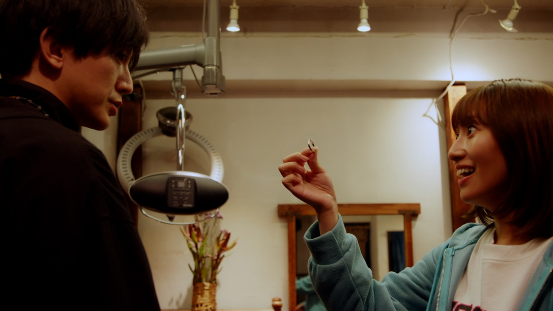 『死神バーバー』場面写真より