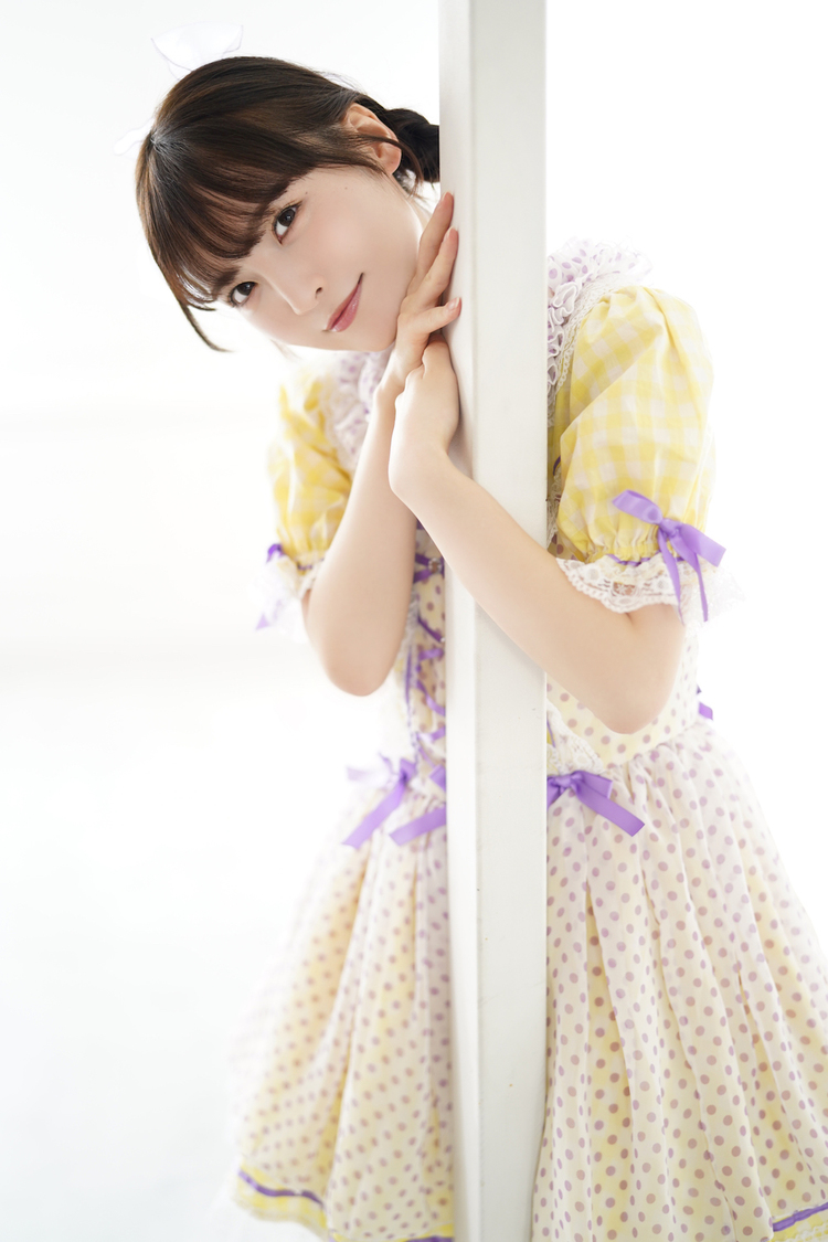 由良ゆら（#よーよーよー）『ヤングドラゴンエイジ』アザーカット（©佐藤佑一／ヤングドラゴンエイジ）