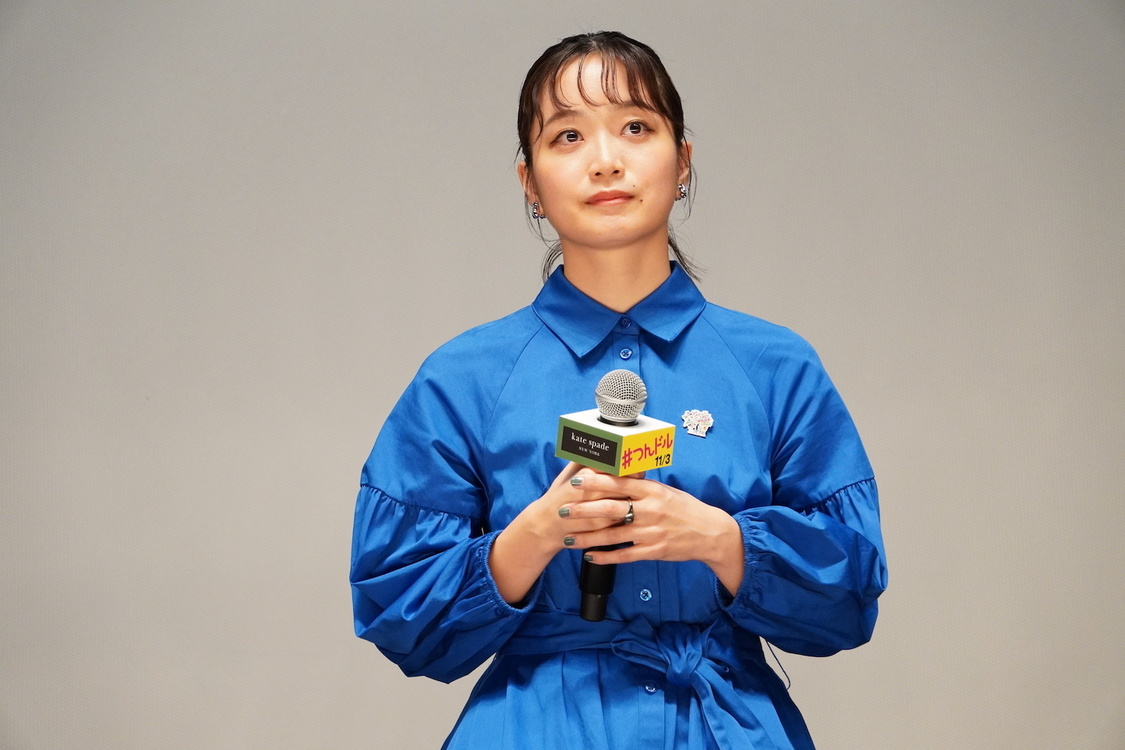 深川麻衣＜映画『人生に詰んだ元アイドルは、赤の他人のおっさんと住む選択をした』試写会＞ユナイテッド・シネマ豊洲（2023年10月26日）（©2023「人生に詰んだ元アイドルは、赤の他人のおっさんと住む選択をした」製作委員会）