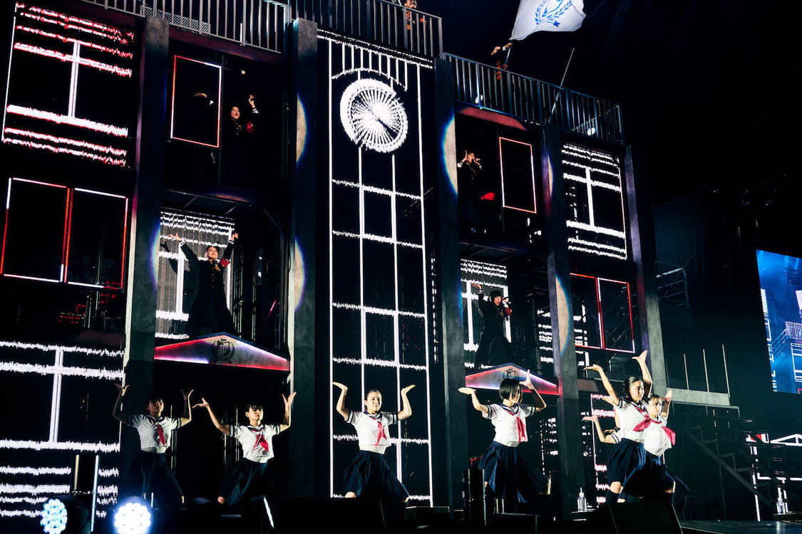 新しい学校のリーダーズ＜初アリーナワンマン2023『HAMIDASHITEIKU』＞東京体育館（2023年10月29日）