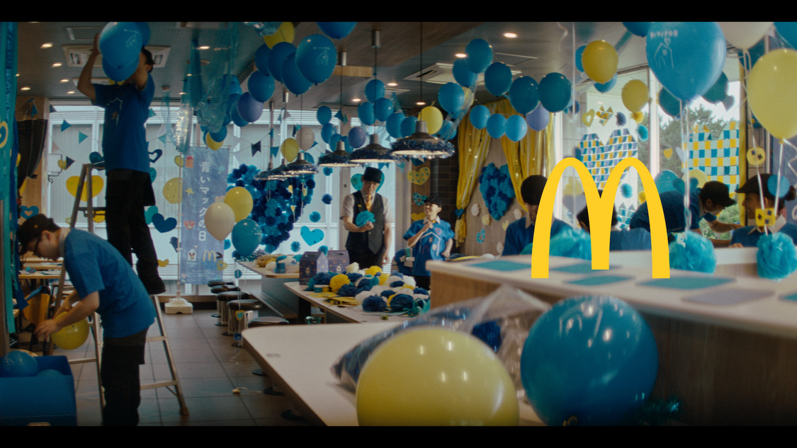 マクドナルド 新TV-CM「広がる青い輪」篇より