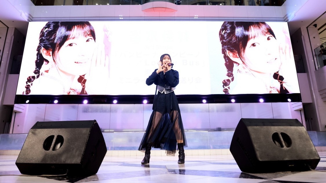 宮本佳林＜「バンビーナ・バンビーノ/Lonely Bus」（両A面）リリース記念 ミニライブ＆お見送り会＞（第1部）