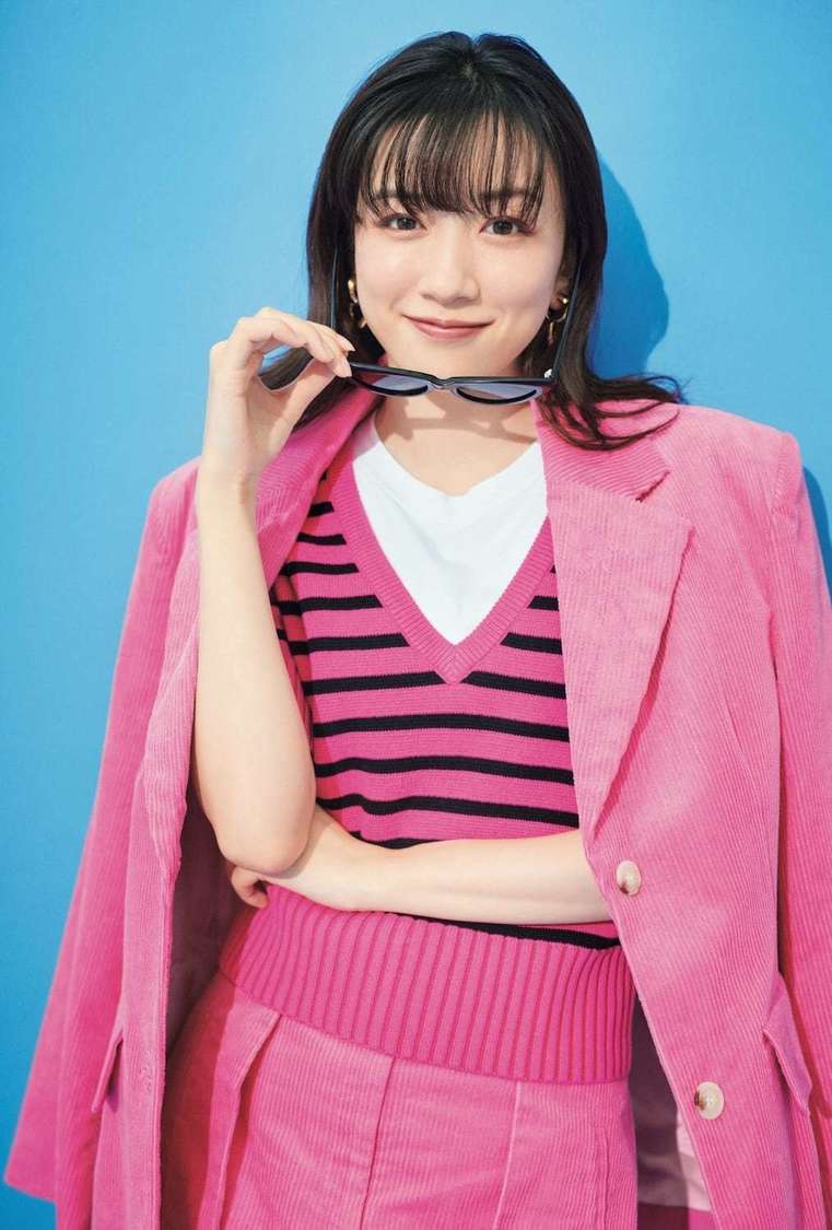 『永野芽郁オフィシャルカレンダー2024』日本武道館特典イメージ