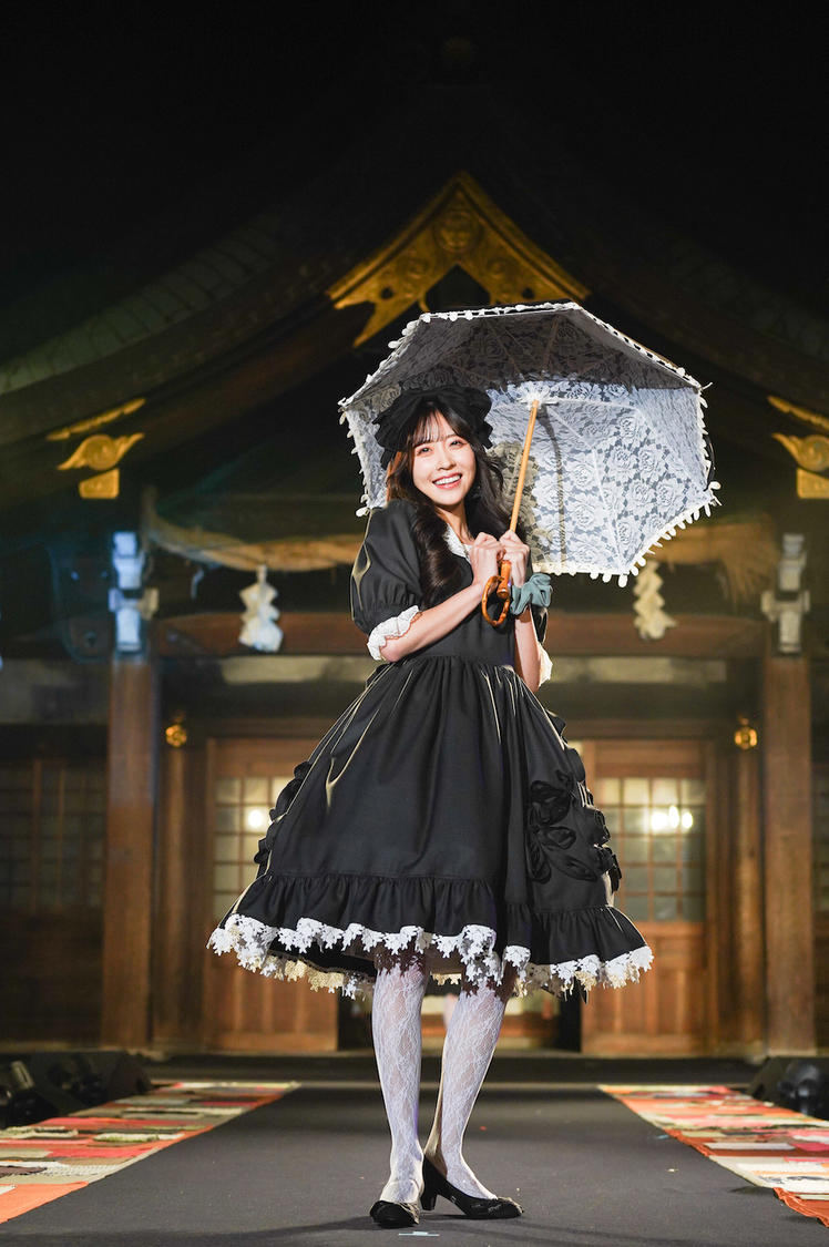 櫻井優衣（FRUITS ZIPPER）