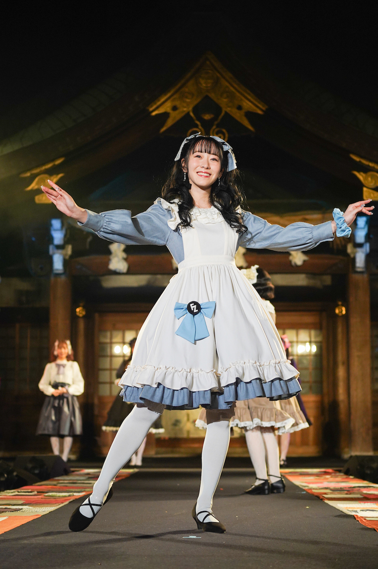 真中まな（FRUITS ZIPPER）