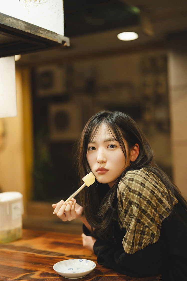 『AKB48 下尾みう 1st写真集（仮）』より先行カット