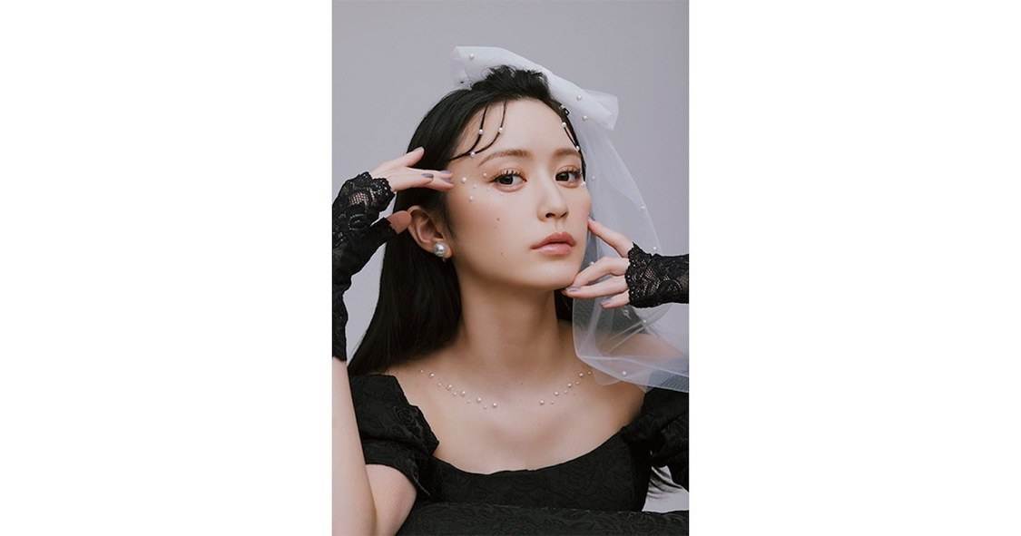 『and MIKANA vol.01』より