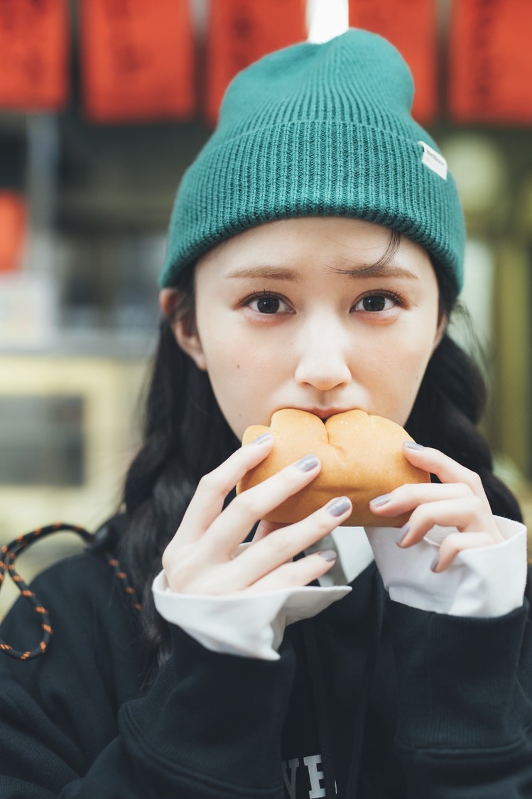 『and MIKANA vol.01』より