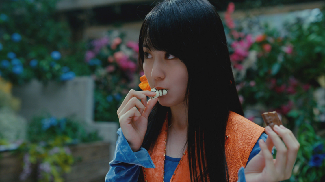 乃木坂46「Monopoly」MVより