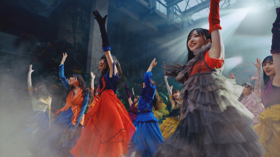 乃木坂46「Monopoly」MVより