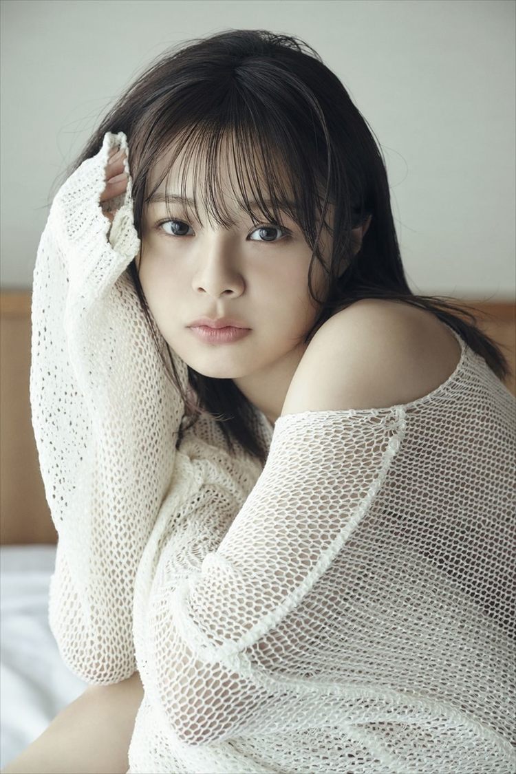 『NGT48 本間日陽 2nd 写真集 陽射し色』先行カット（(C)KADOKAWA (C)Flora PHOTO/ You Ishii）