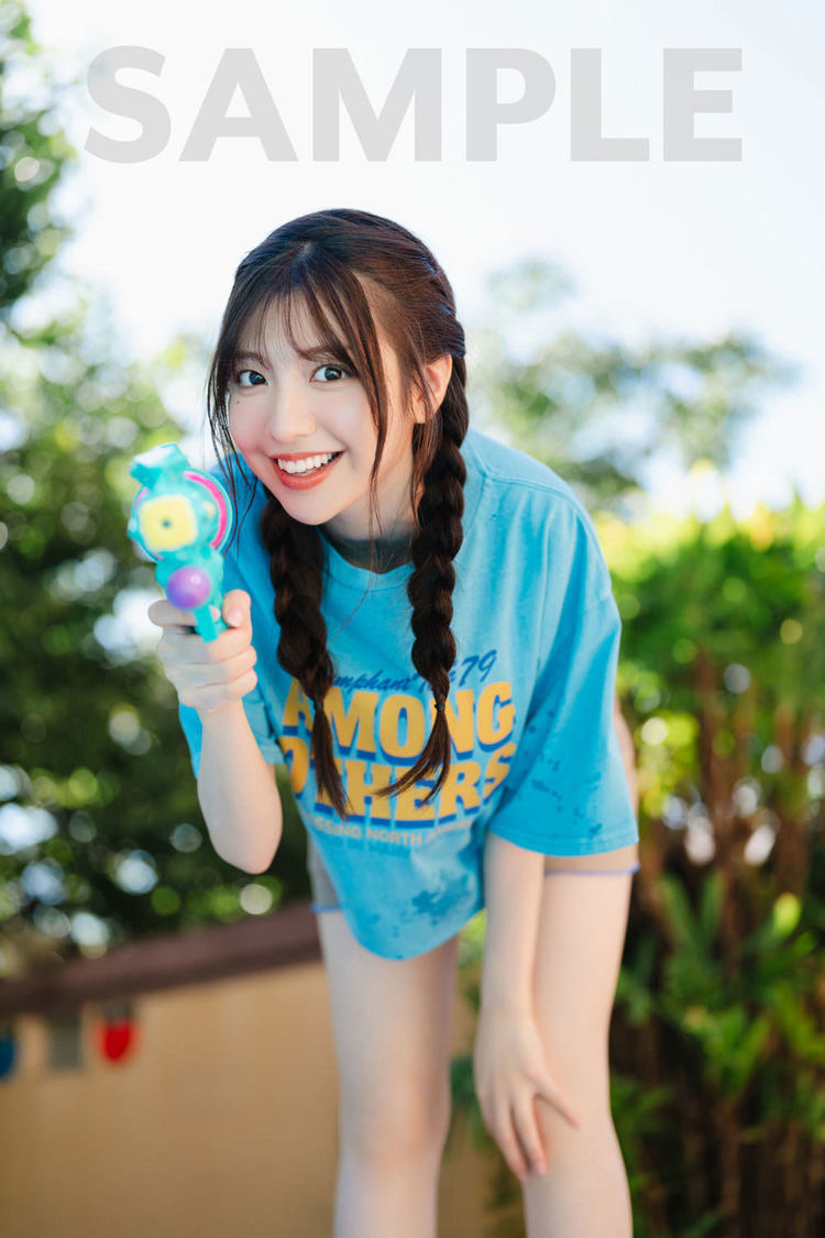 ヨドバシ.com購入特典：小玉梨々華ソロ 2L判ブロマイド