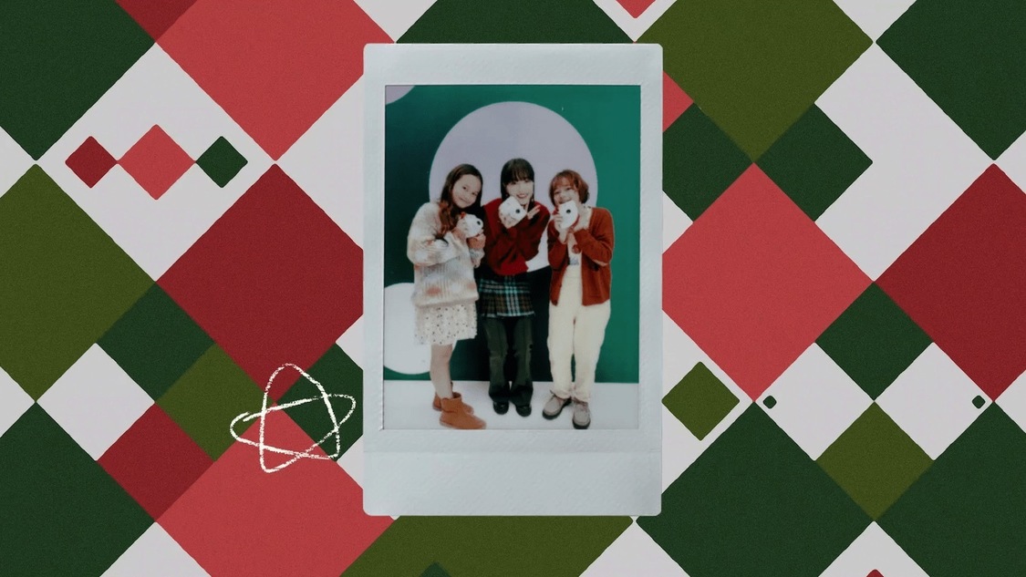 新TV-CM「クリスマスプレゼントにチェキ！」篇より