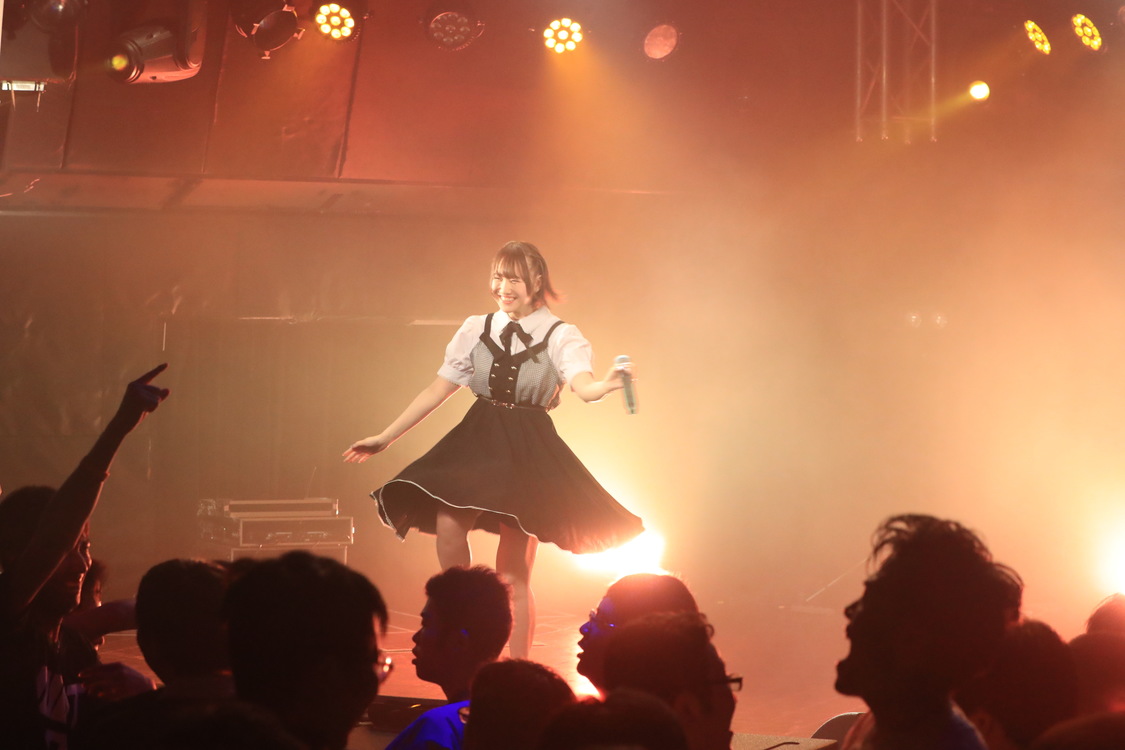 上月せれな＜LiVE MONSTER 20th BD＞より