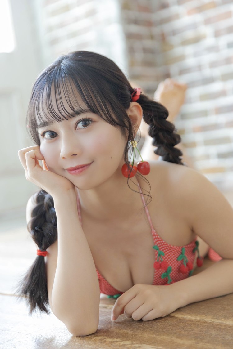 近藤沙瑛子（#ババババンビ）『グラビアザテレビジョン vol.69』アザーカット（(C)KADOKAWA/coto）