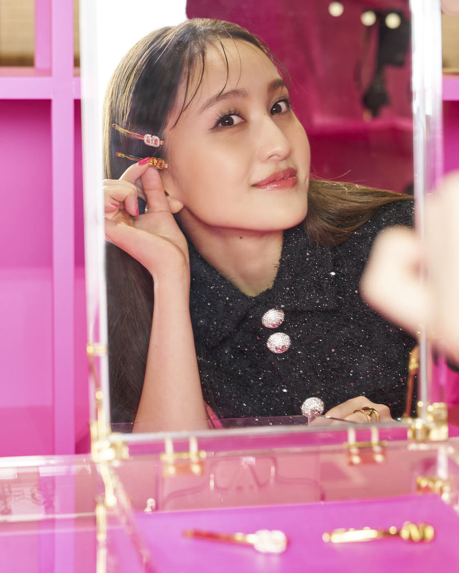 百田夏菜子（ももいろクローバーZ）＜ヴァレンティノ ガラヴァーニ メリー マーケット＞