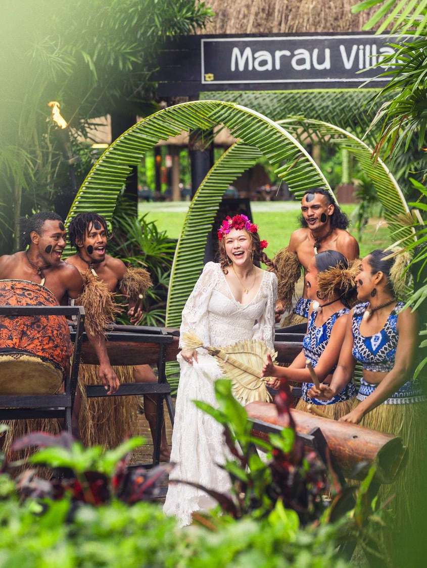 村重杏奈『ゼクシィ海外ウエディング 2024Spring&Summer』アザーカット