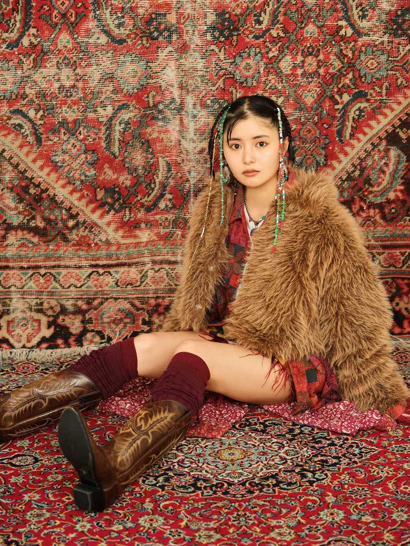 『頓知気さきなカレンダーブック2024.04-2025.03（仮）』（東京ニュース通信社刊／撮影：オノツトム）