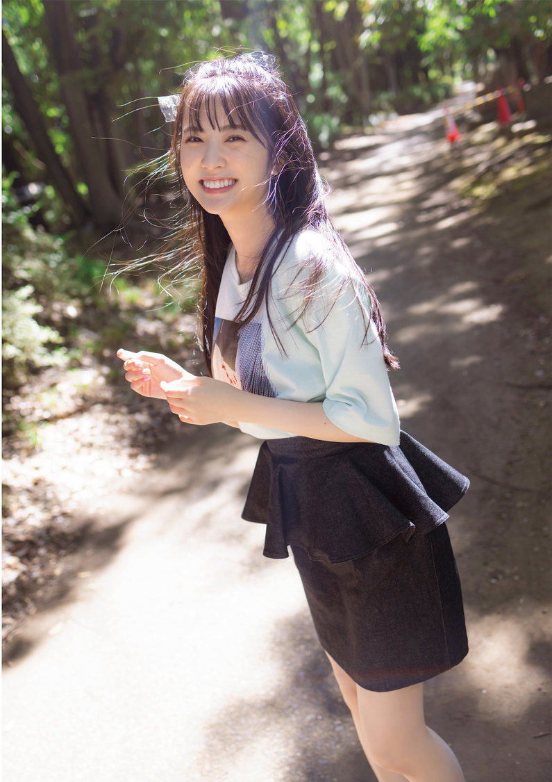 『【デジタル限定】結那 デジタルPHOTOBOOK scarlet』より