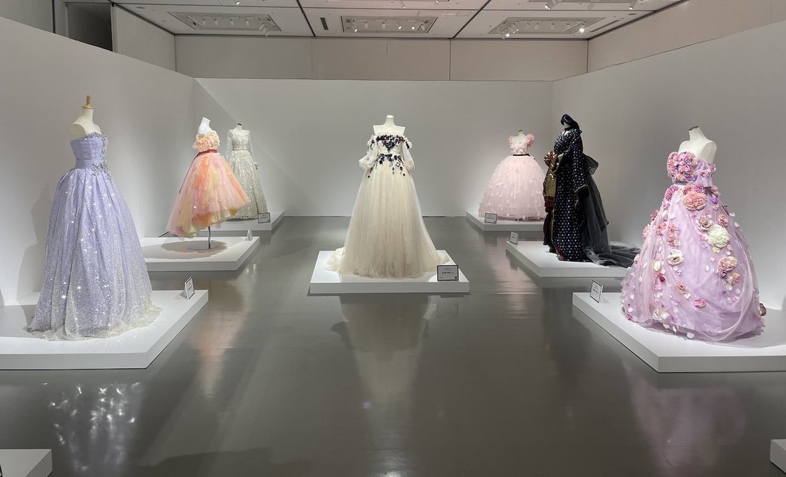 ＜NMB48衣装展 衣装から見る13年の難波愛＞