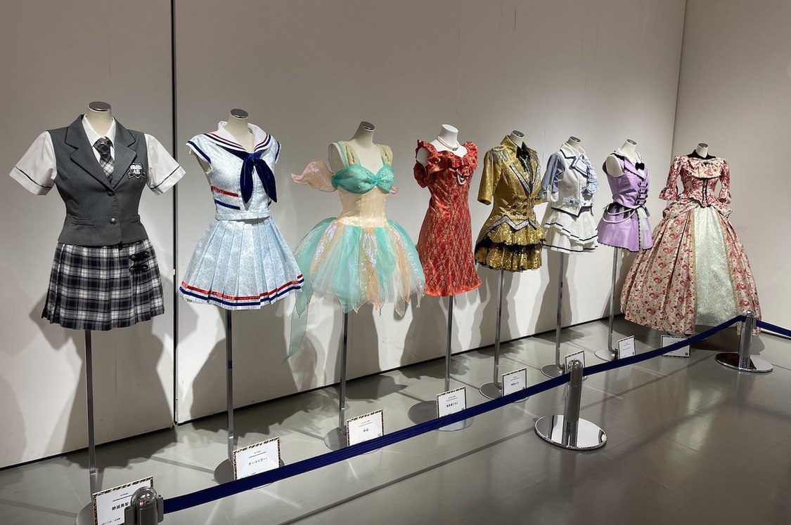 ＜NMB48衣装展 衣装から見る13年の難波愛＞