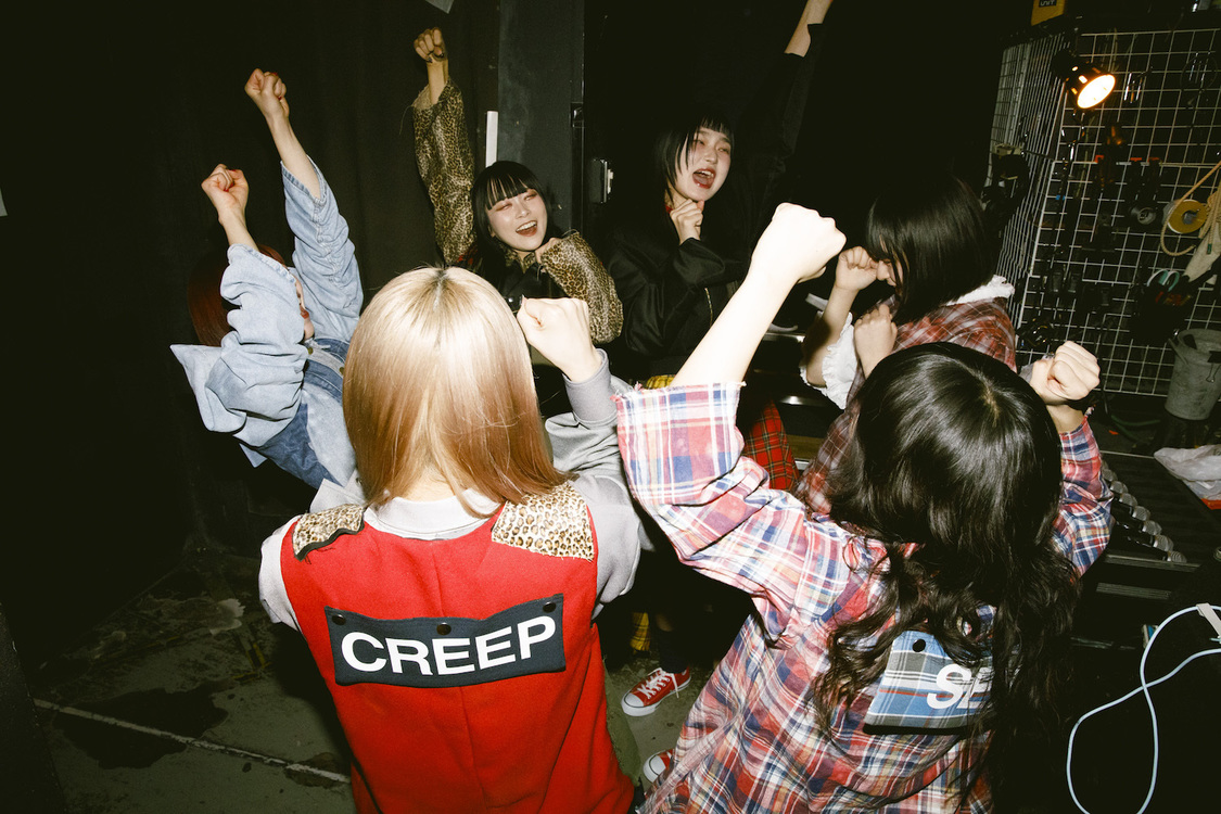 ＜CLOSE ENCOUNTERS OF THE THiRD BiS＞代官山UNIT（2023年1月4日18:00〜1月5日18:00）