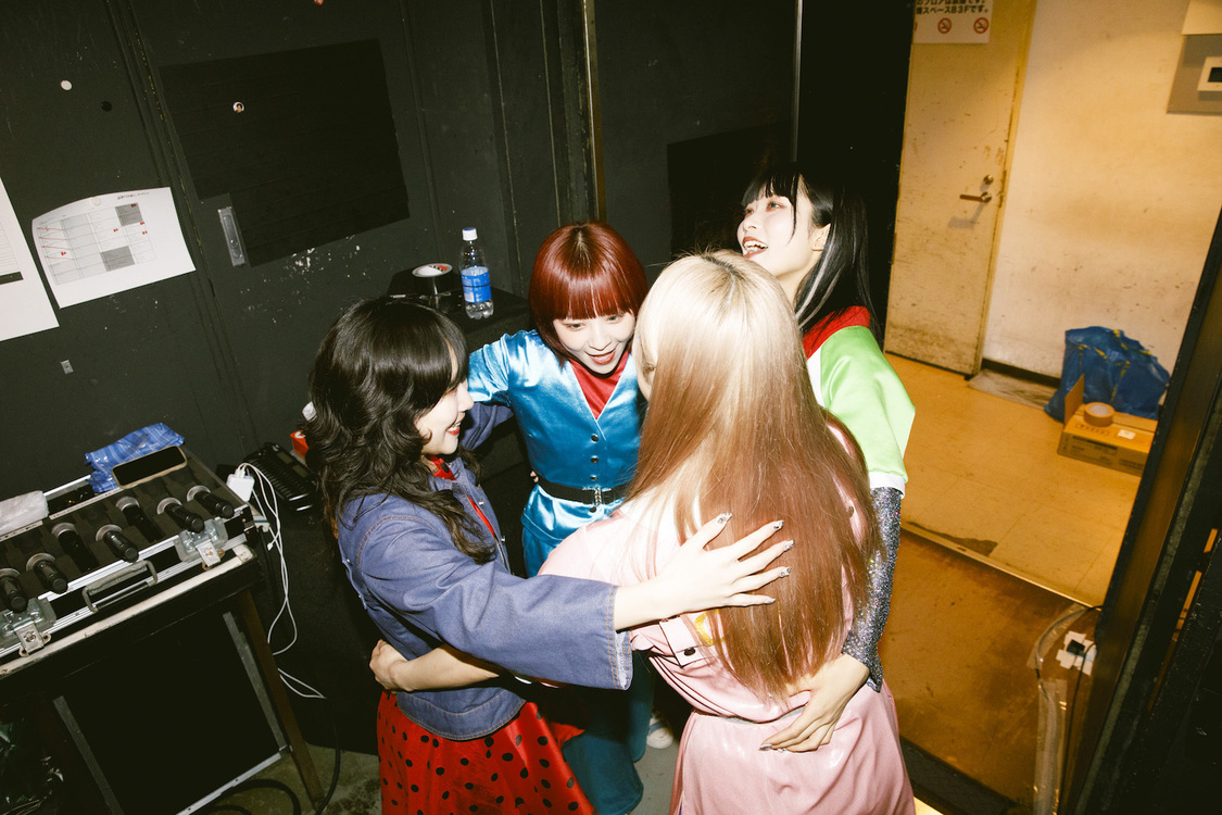 ＜CLOSE ENCOUNTERS OF THE THiRD BiS＞代官山UNIT（2023年1月4日18:00〜1月5日18:00）