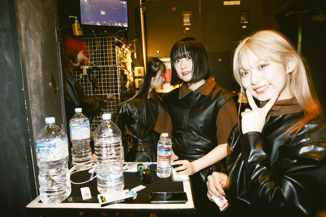 ＜CLOSE ENCOUNTERS OF THE THiRD BiS＞代官山UNIT（2023年1月4日18:00〜1月5日18:00）