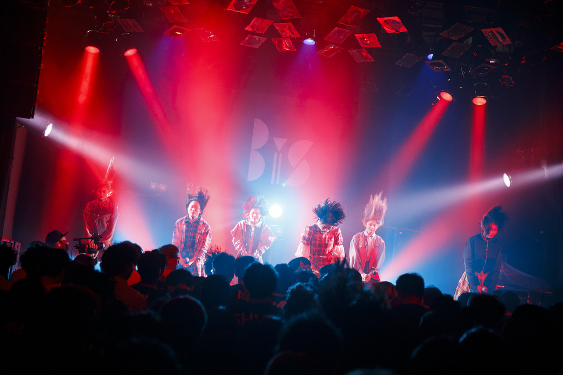 ＜CLOSE ENCOUNTERS OF THE THiRD BiS＞代官山UNIT（2023年1月4日18:00〜1月5日18:00）