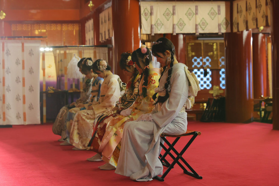 ＜2024年 AKB48 二十歳のつどい＞神田明神（2024年1月8日／ⒸAKB48）