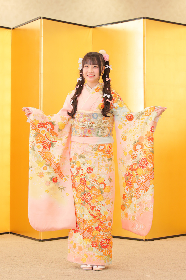 佐藤美波＜2024年 AKB48 二十歳のつどい＞神田明神（2024年1月8日／ⒸAKB48）