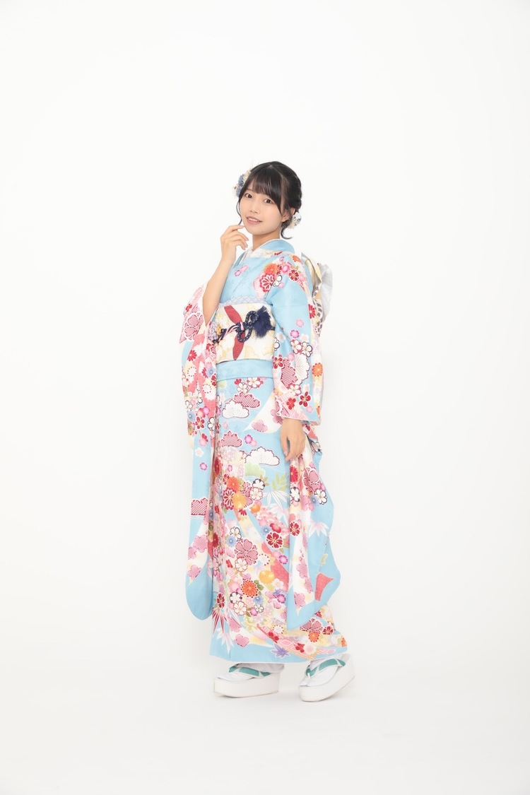 夏目綾（ideal peco）