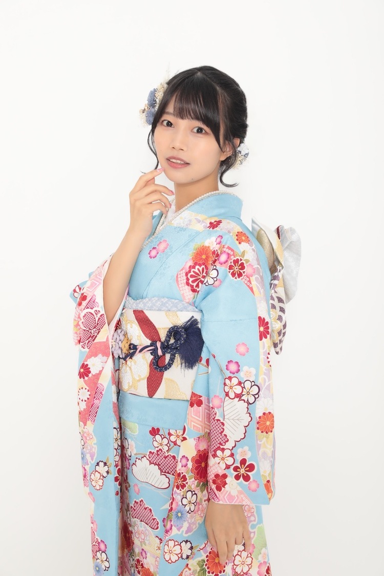 夏目綾（ideal peco）